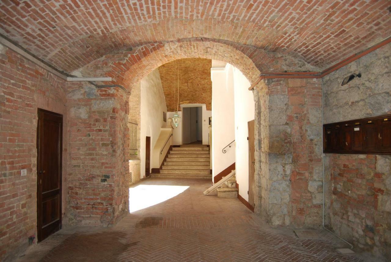 Antica Dimora Del Buongoverno Hotel Siena Exterior foto
